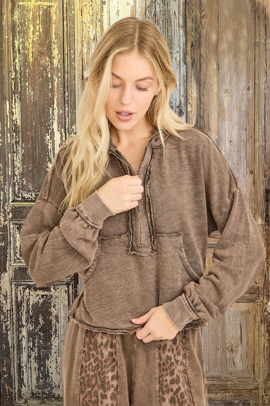 1/2 Zip Kangaroo Sweatshirt