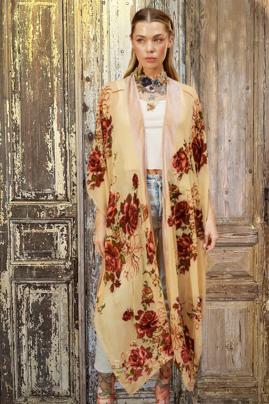 Holiday Roses Kimono