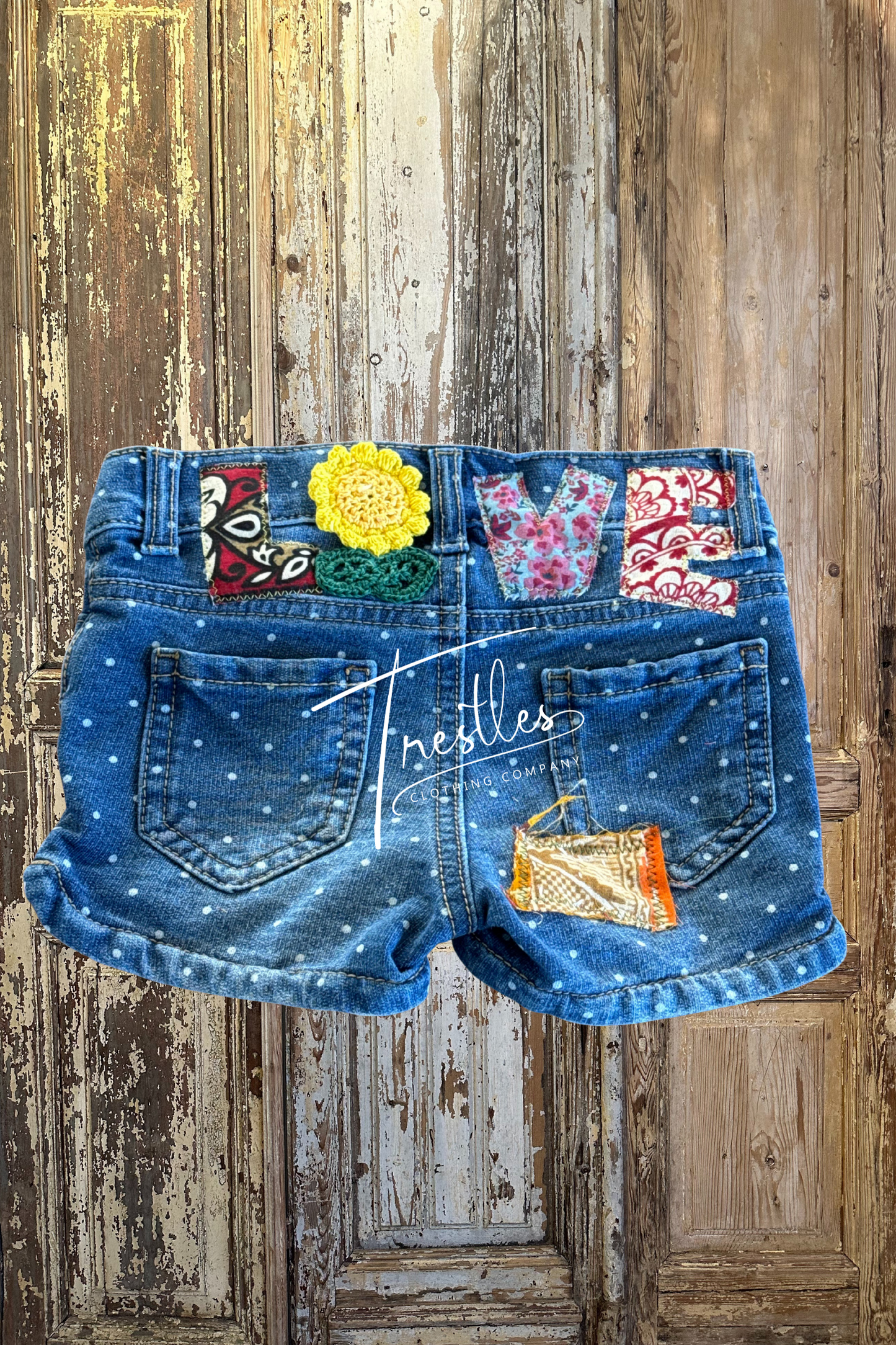 Size 2T Kids Love Shorts