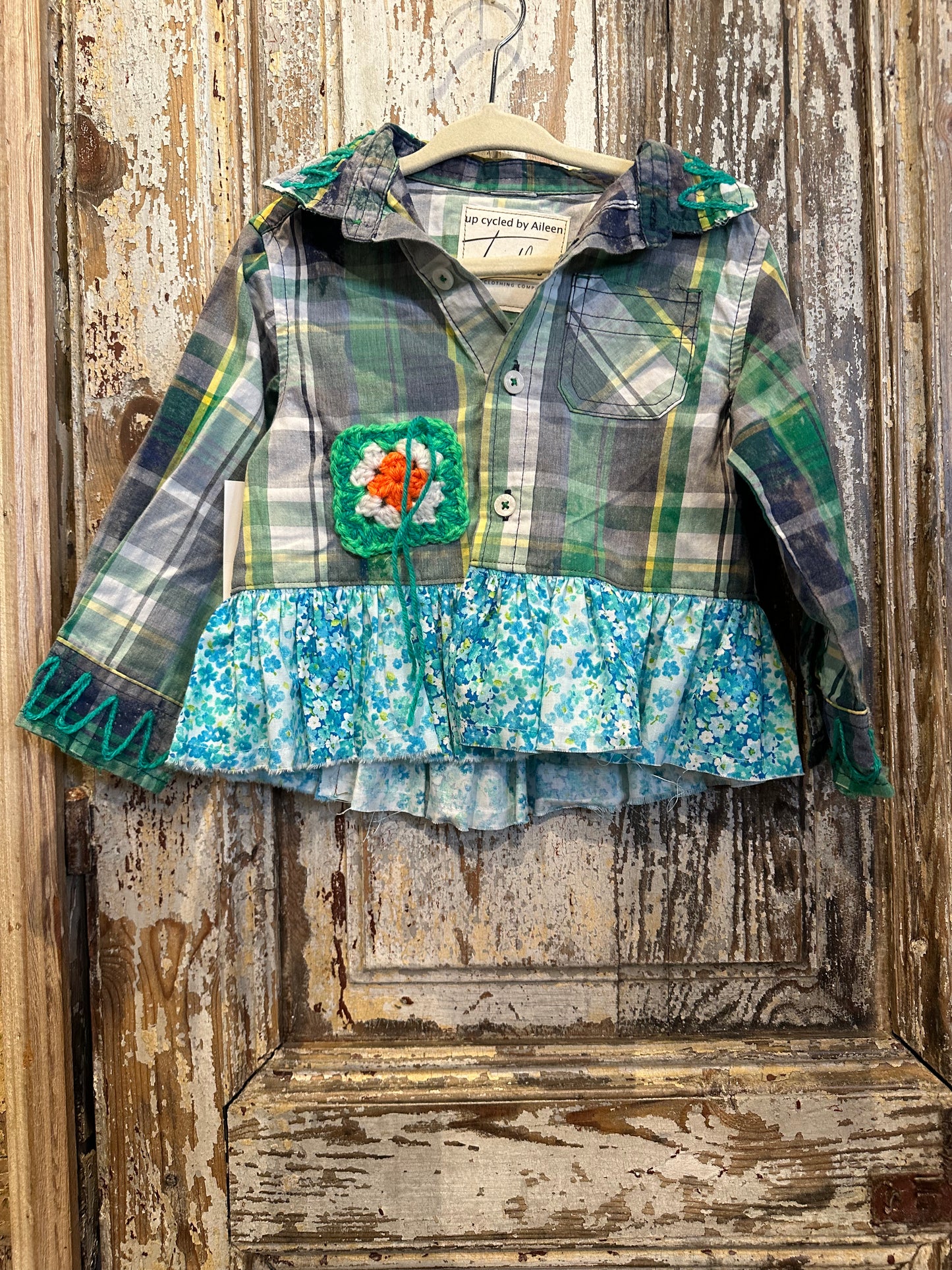 18m Ruffled Crochet Plaid