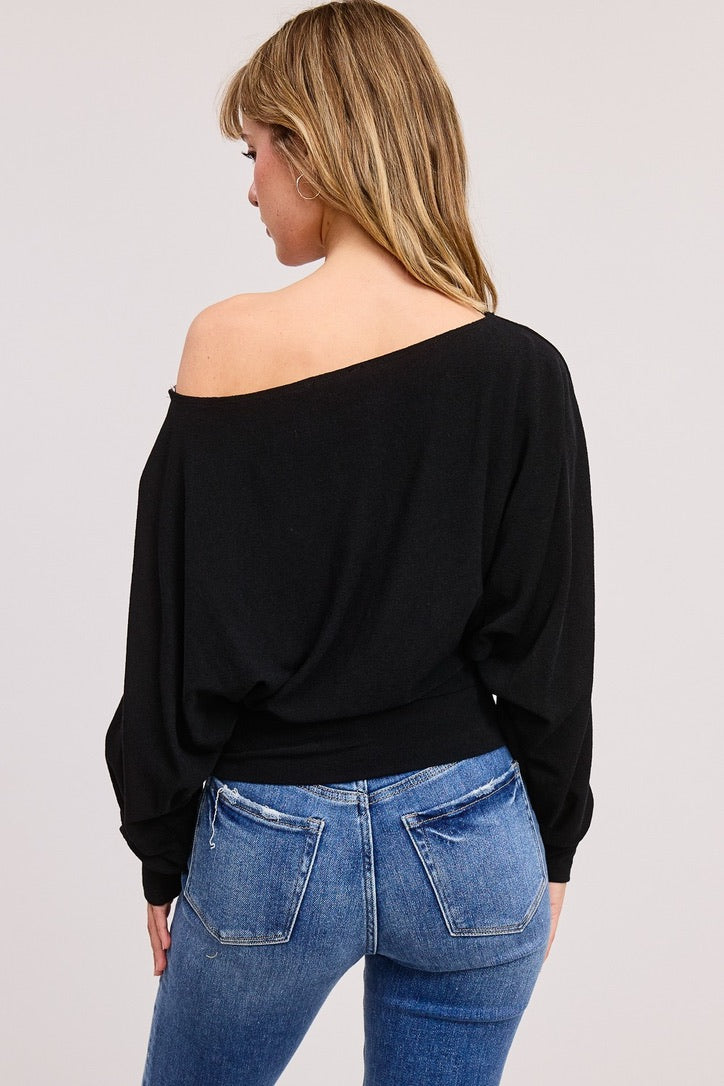 Hachi Boatneck Sweater