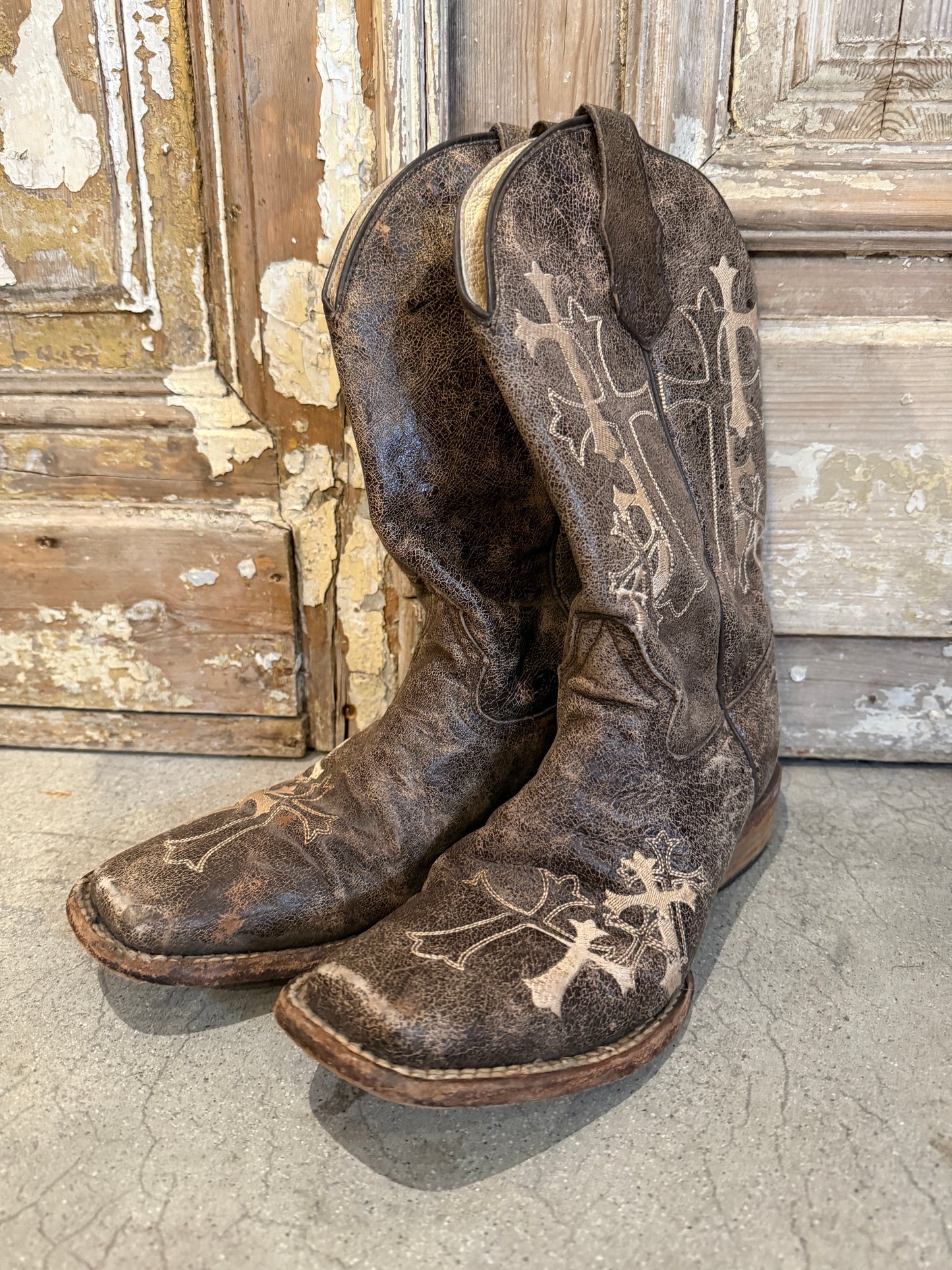 Size 9.5 Loved Cowboy Boots