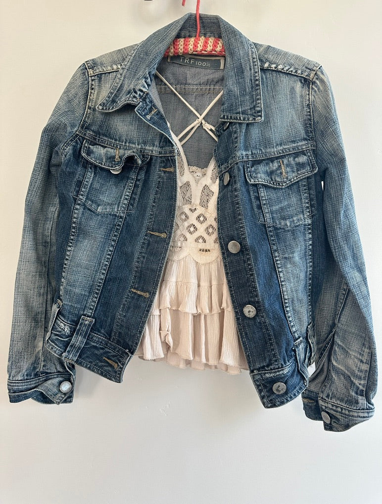 Cropped Ruffled Jacket