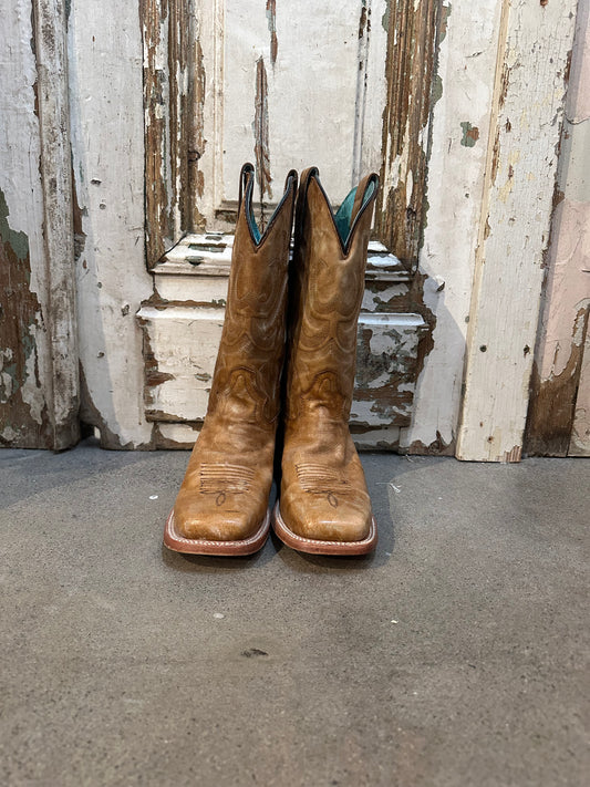 Size 9 Cowboy Boots