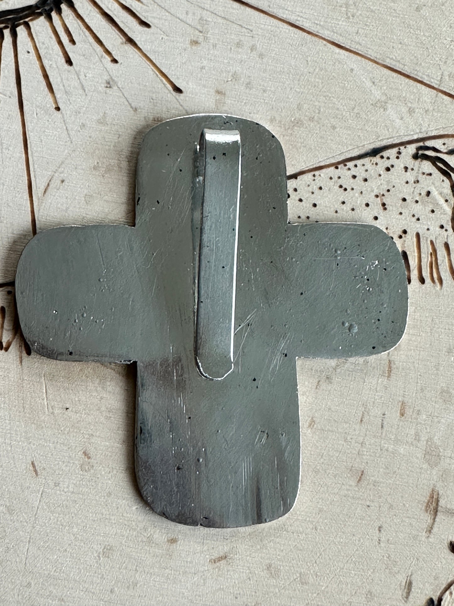 Large Cross Hat Clip