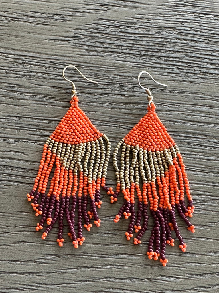 8395 Triangle Seed Earrings