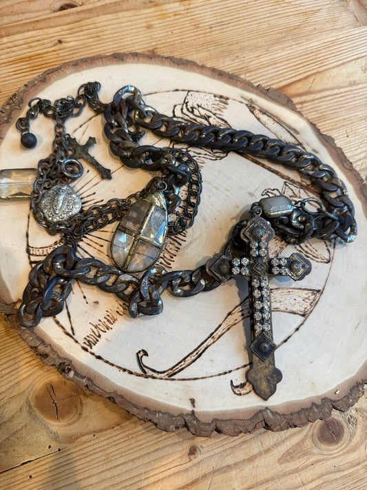 Cross Chain Belt