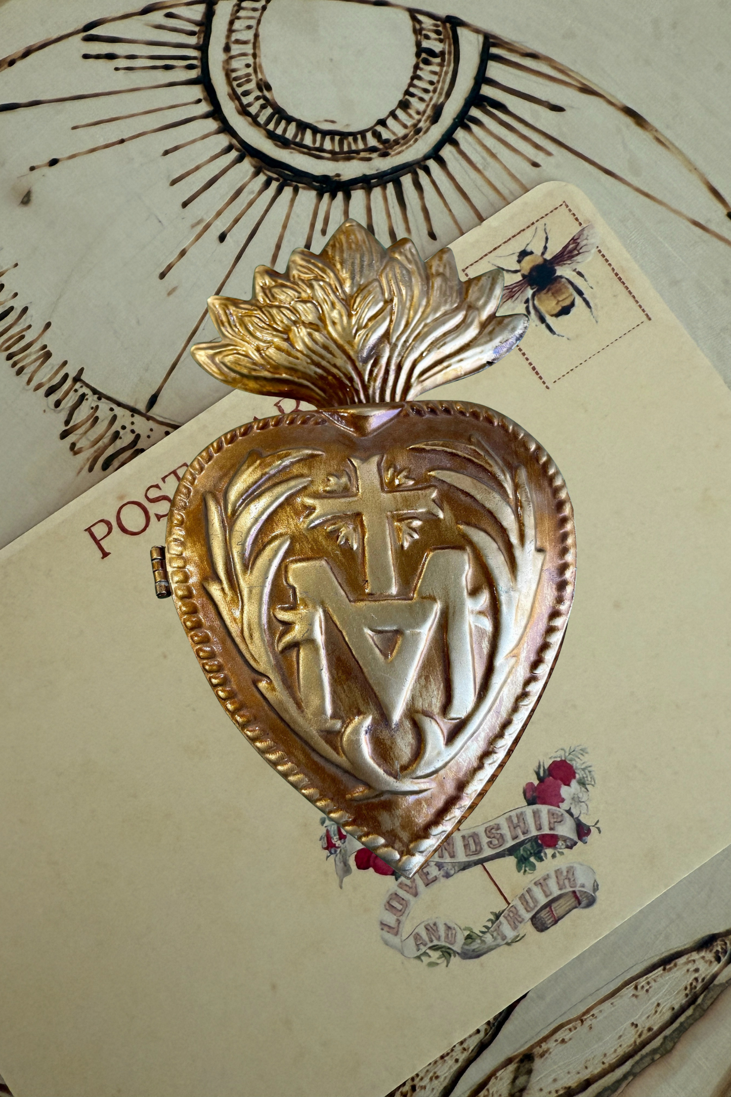 Jesus Through Mary Heart Box