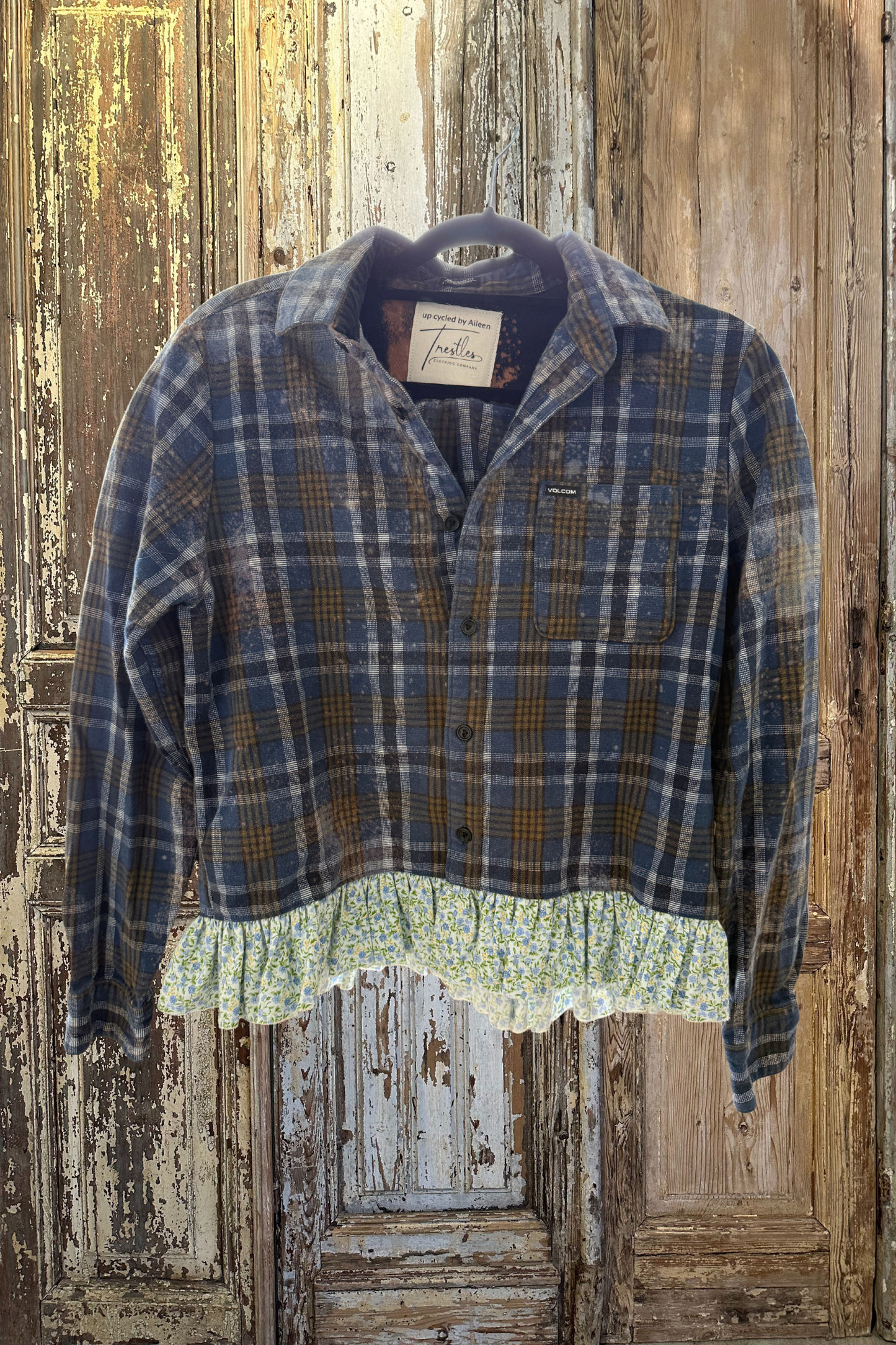 Medium Ruffled Flannel