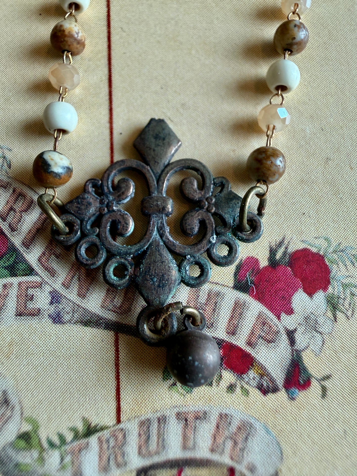 Mini Scroll Necklace