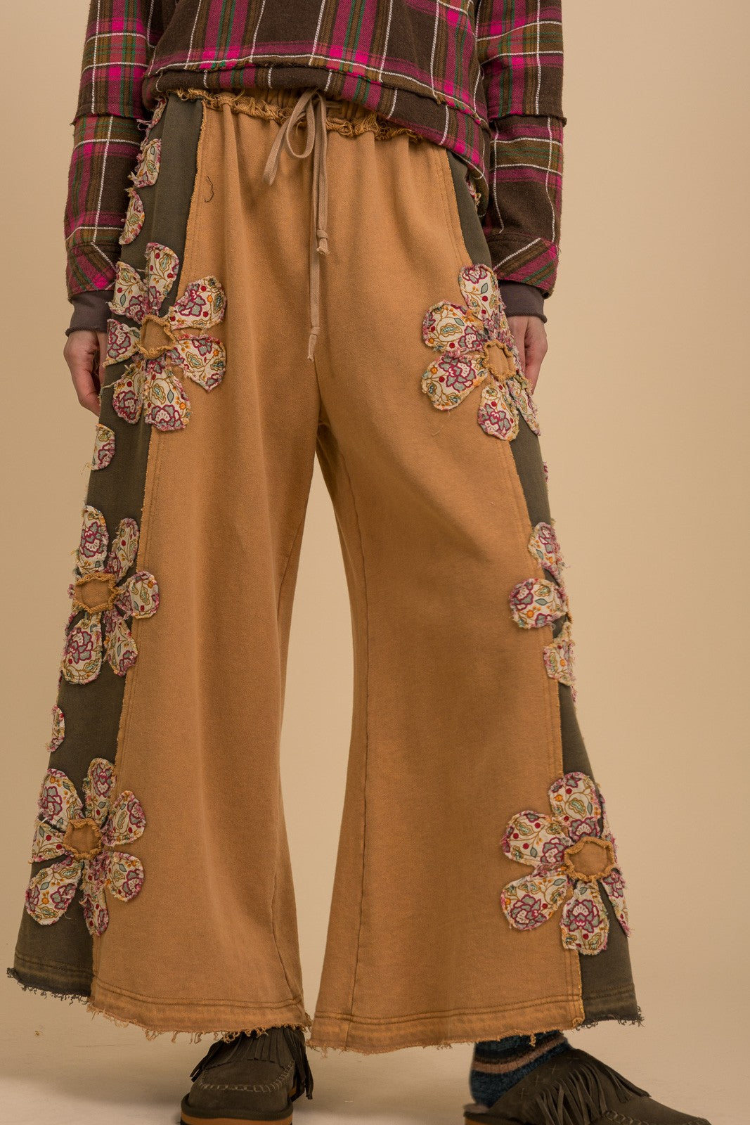 Flower Patch Knit Pants