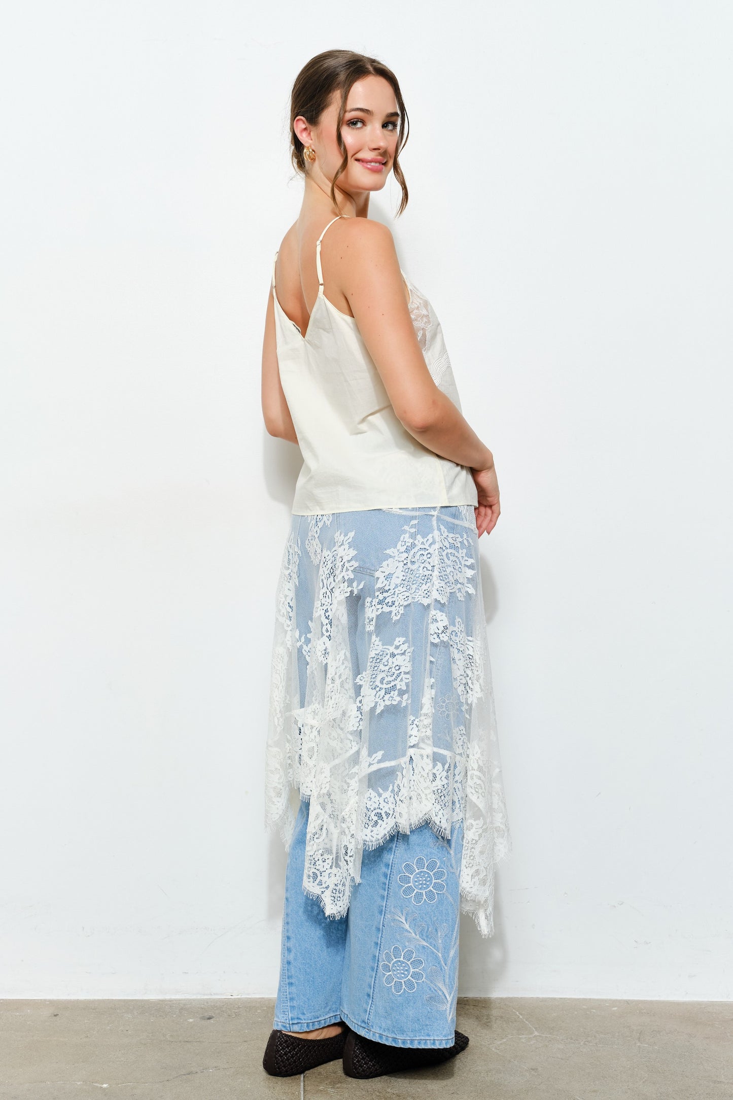 Unbalance Lace Midi Skirt