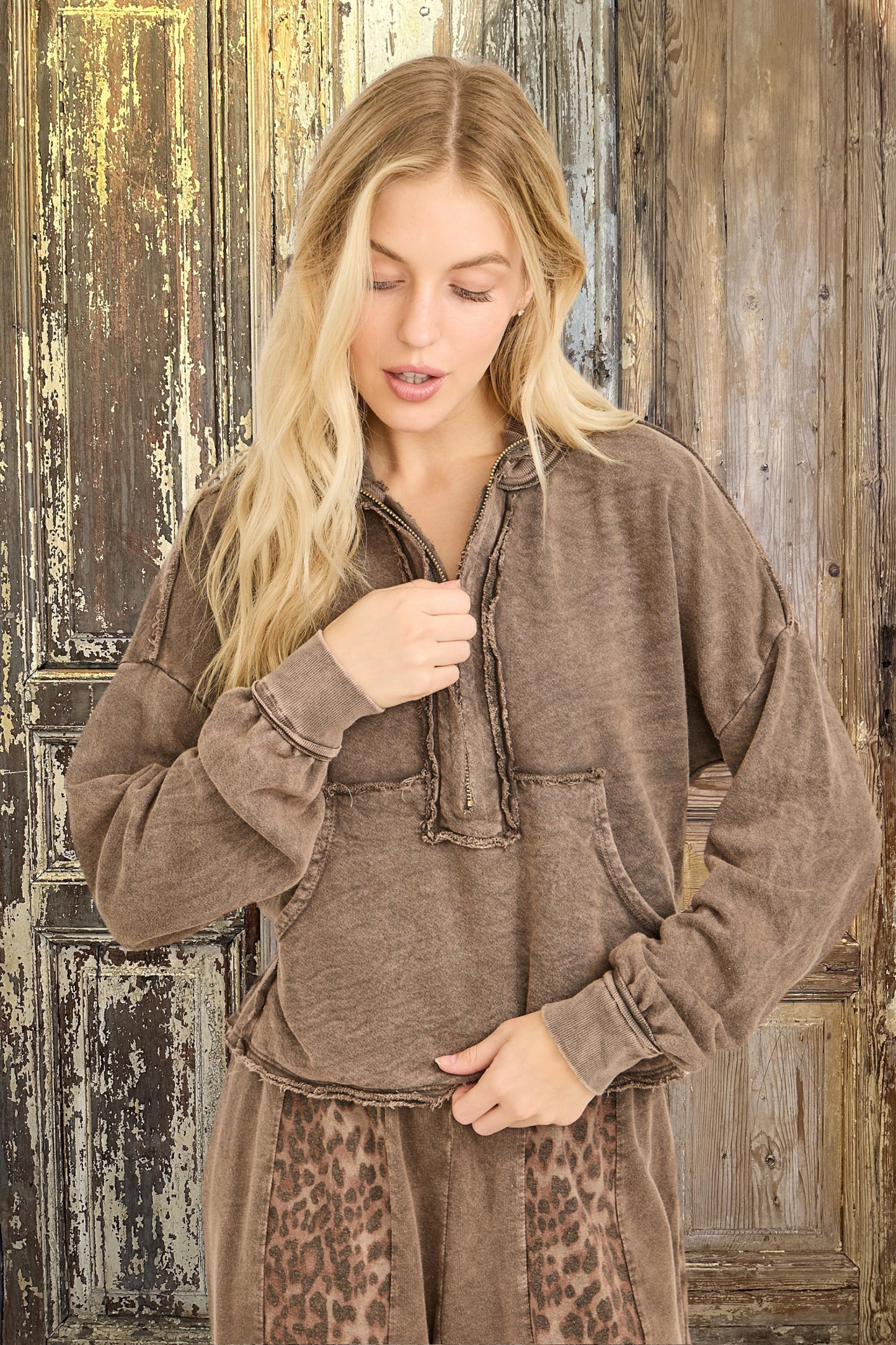 1/2 Zip Kangaroo Sweatshirt