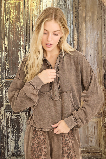 1/2 Zip Kangaroo Sweatshirt