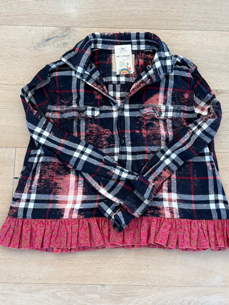 M/L Ruffled Flannel
