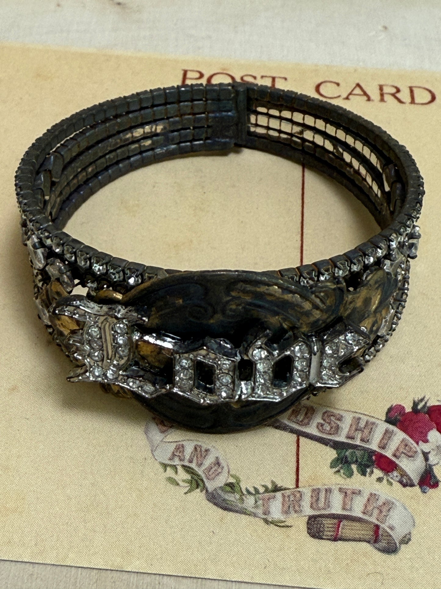 Small Open Close Bling Cuff