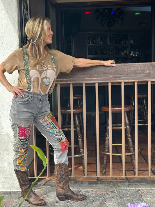 Moon Dance Tee-Peace & Love