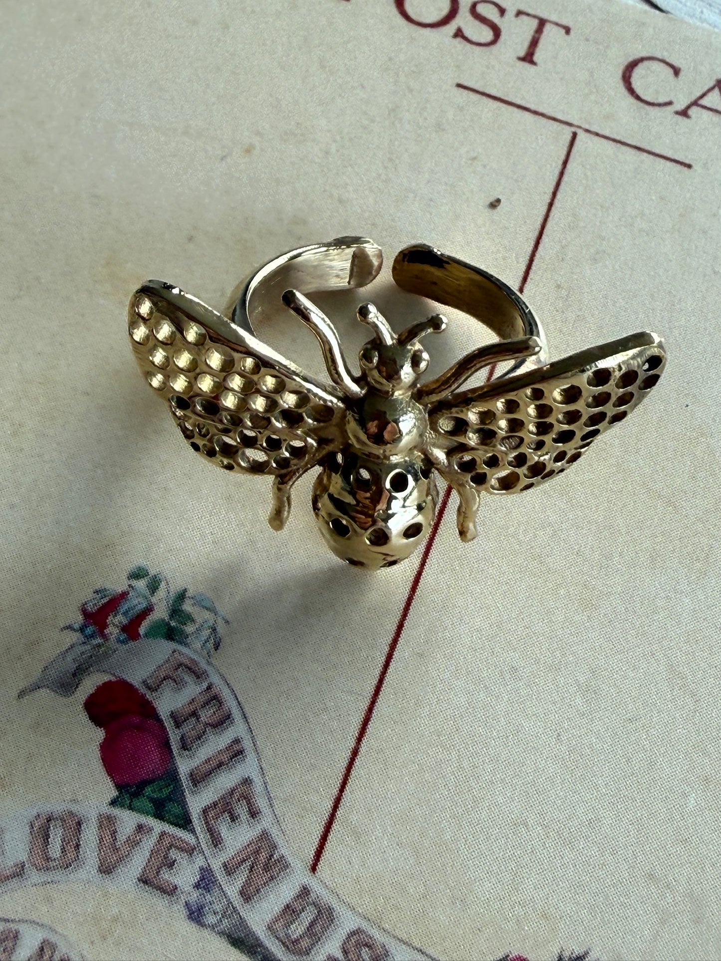 Bee Ring