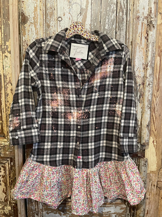 7" Ruffled Flannel