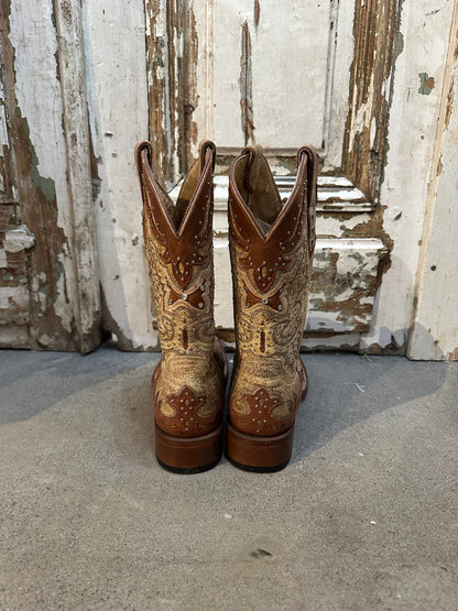 Size 10 Loved Cowboy Boots