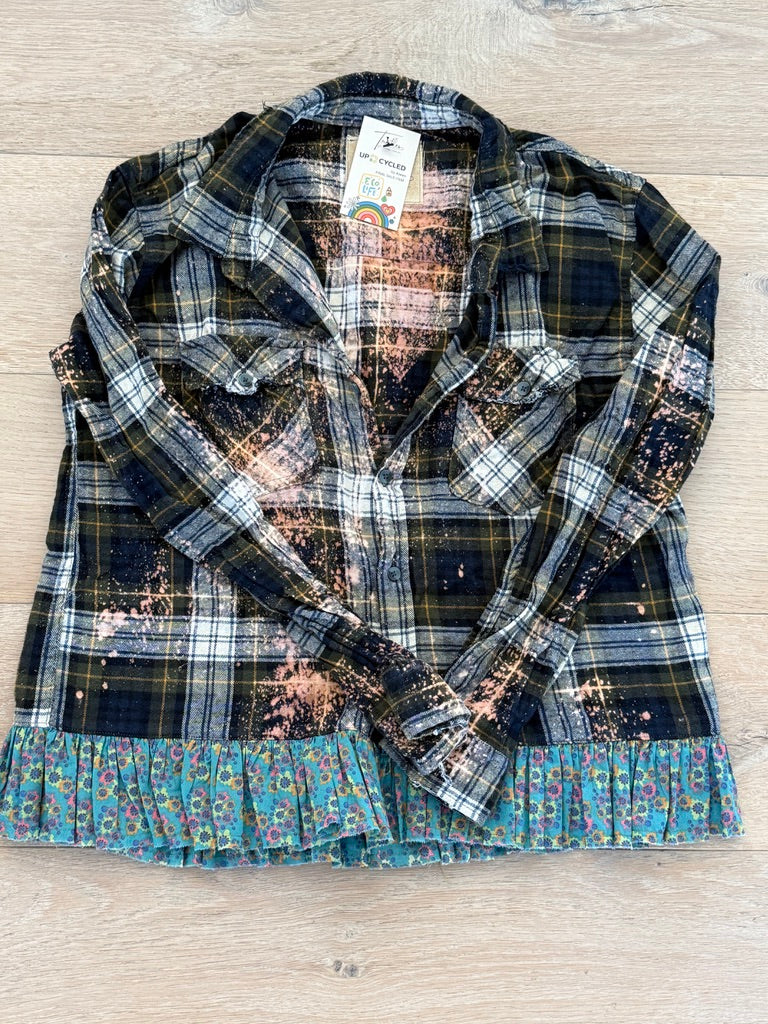 S/M Ruffled Flannel