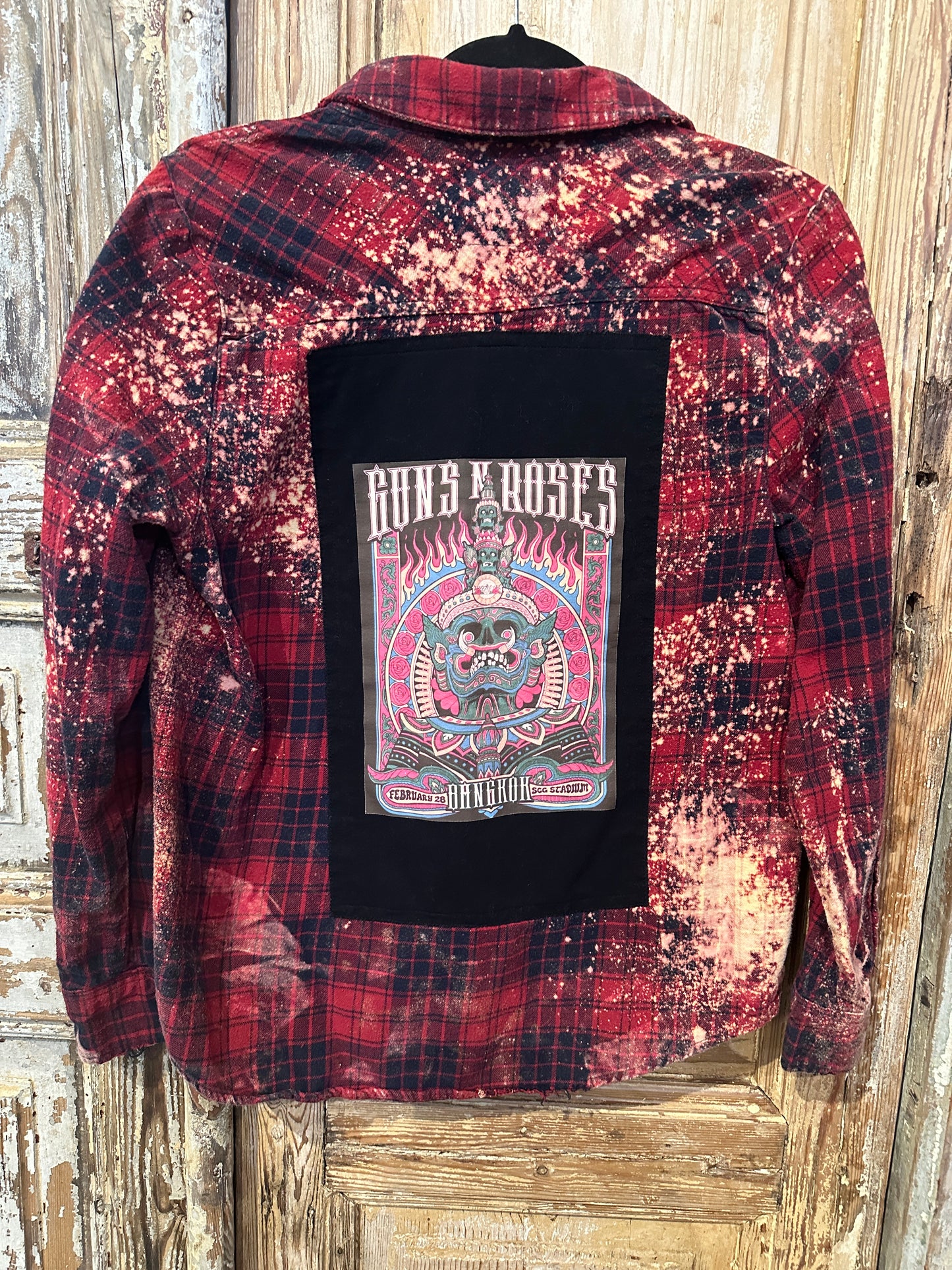 Medium Rockband Flannel-9924