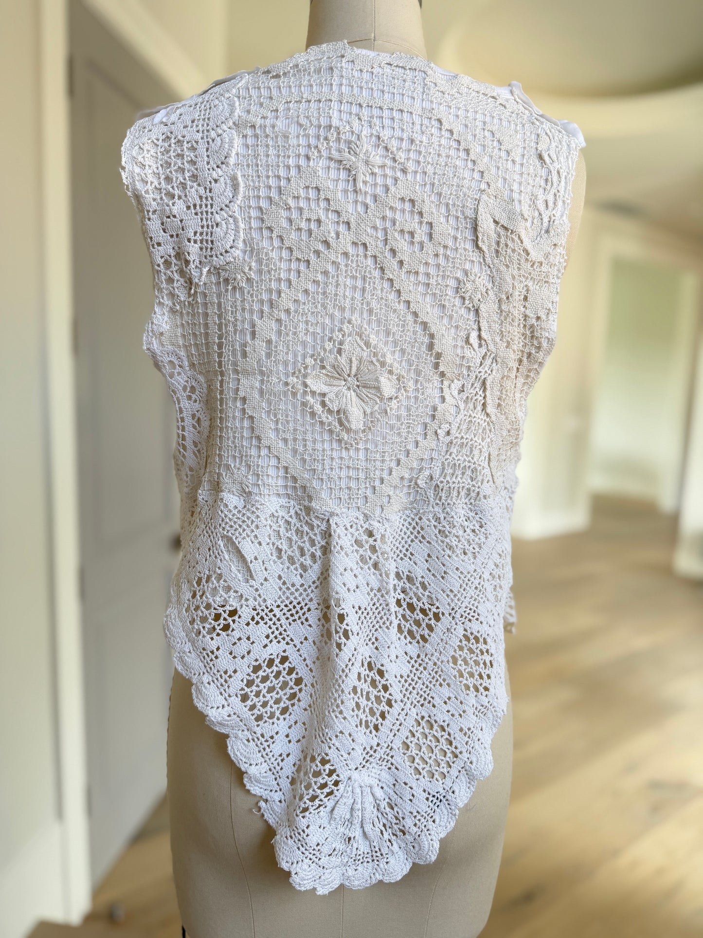 Lace Tank-to-Vest