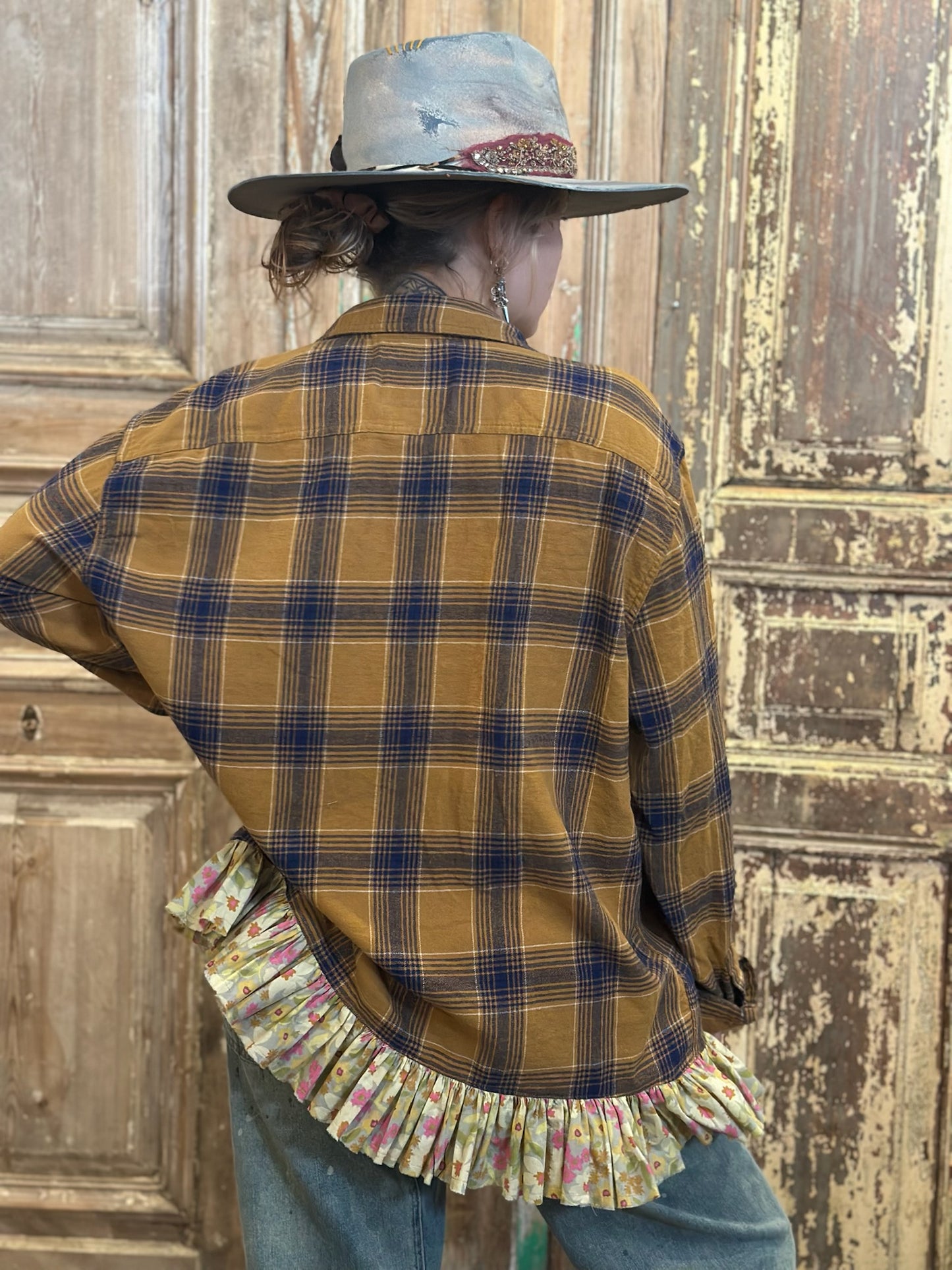 XLarge Ruffled Flannel