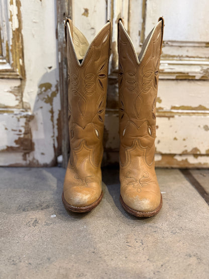Size 6 Loved Cowboy Boots