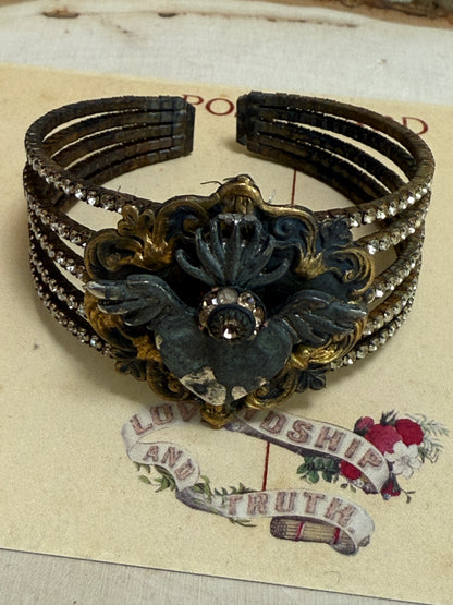 Small Open Close Bling Cuff