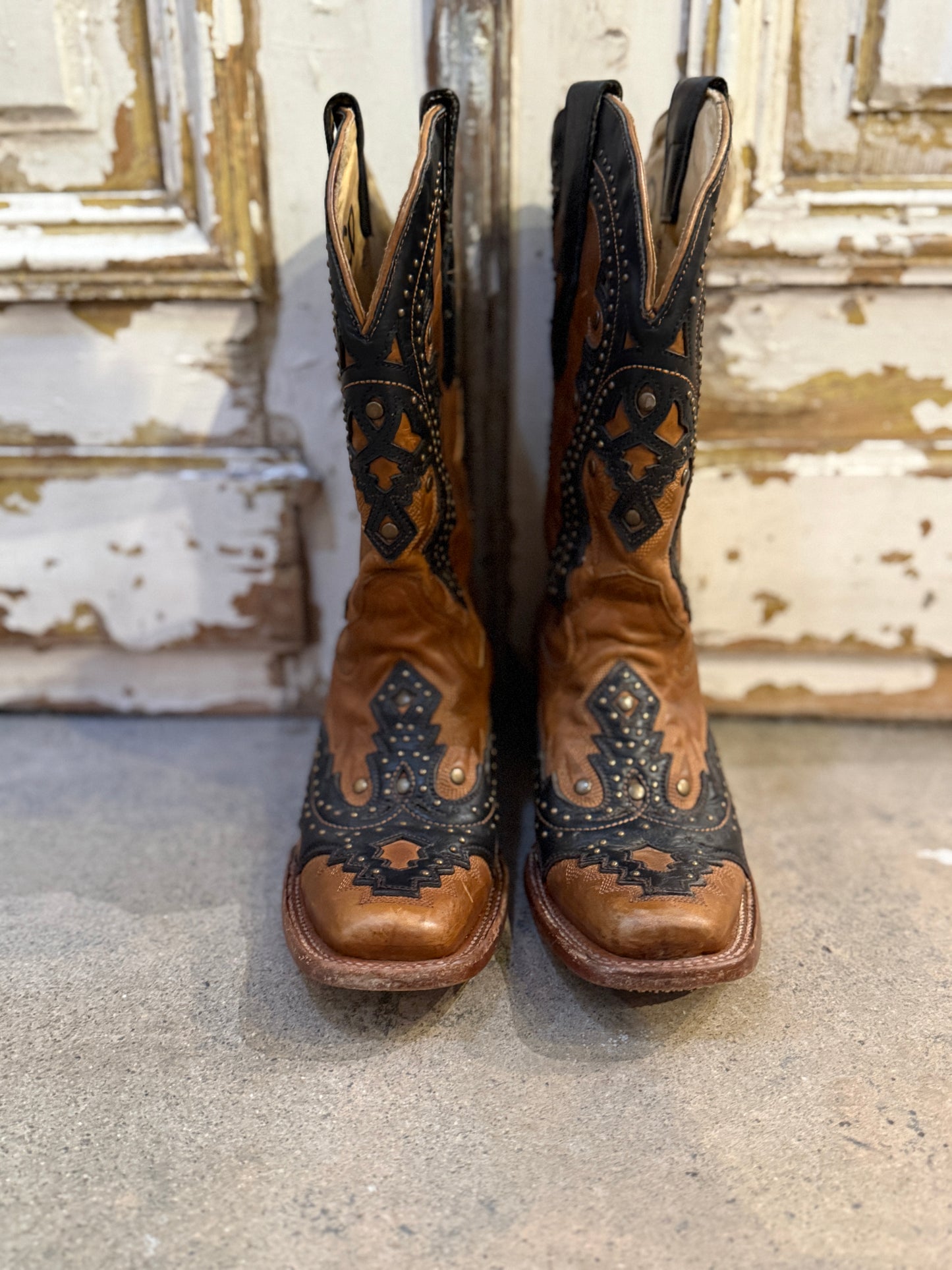 Size 7 Loved Cowboy Boots