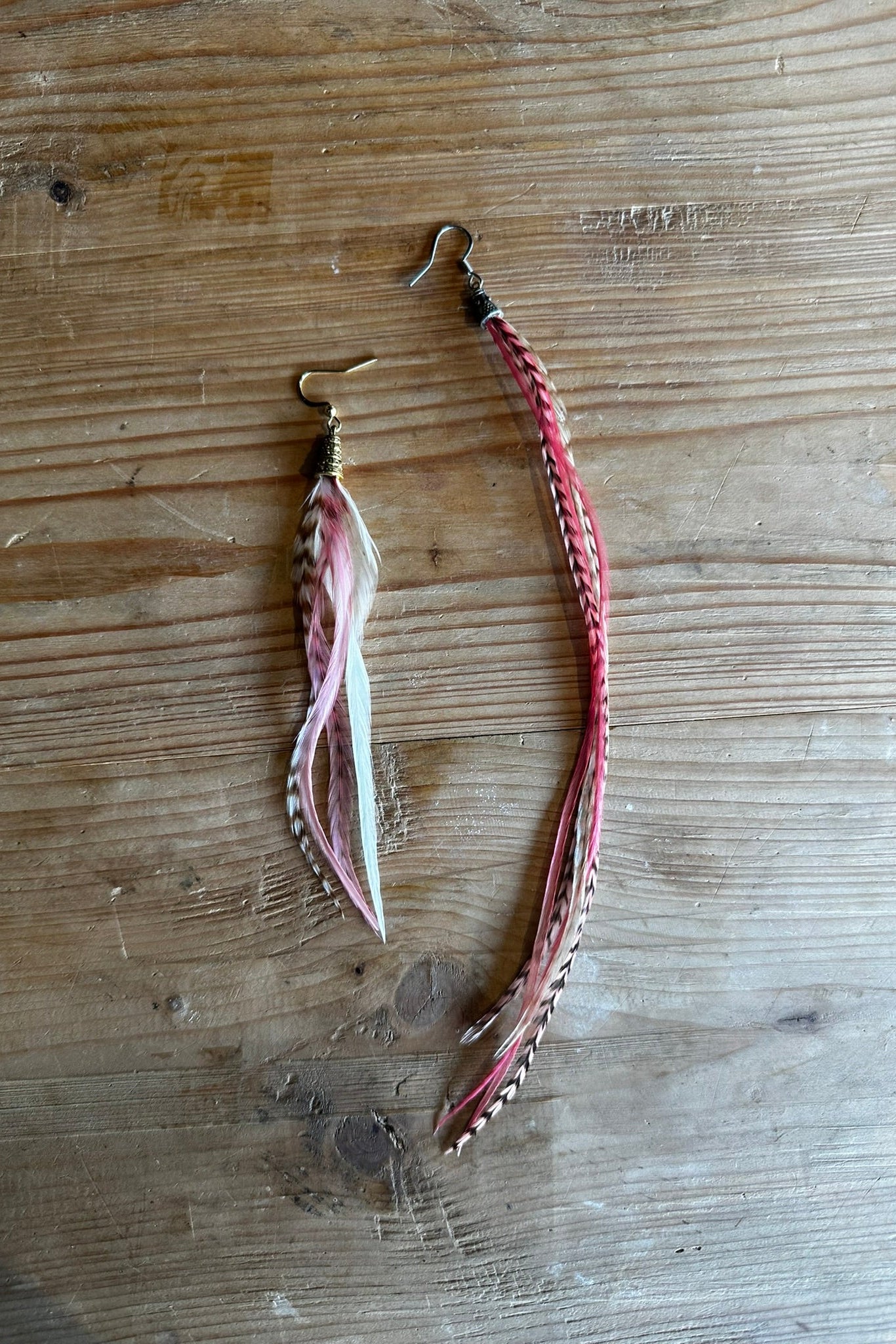 Short Feather Earring
