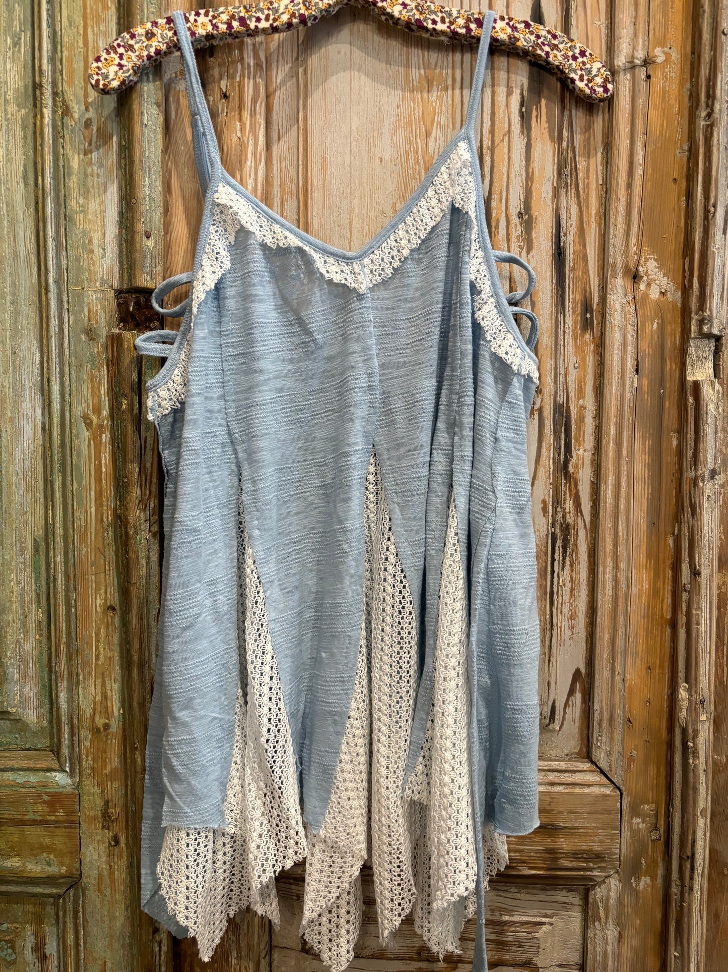 Triangle Pieced Tank