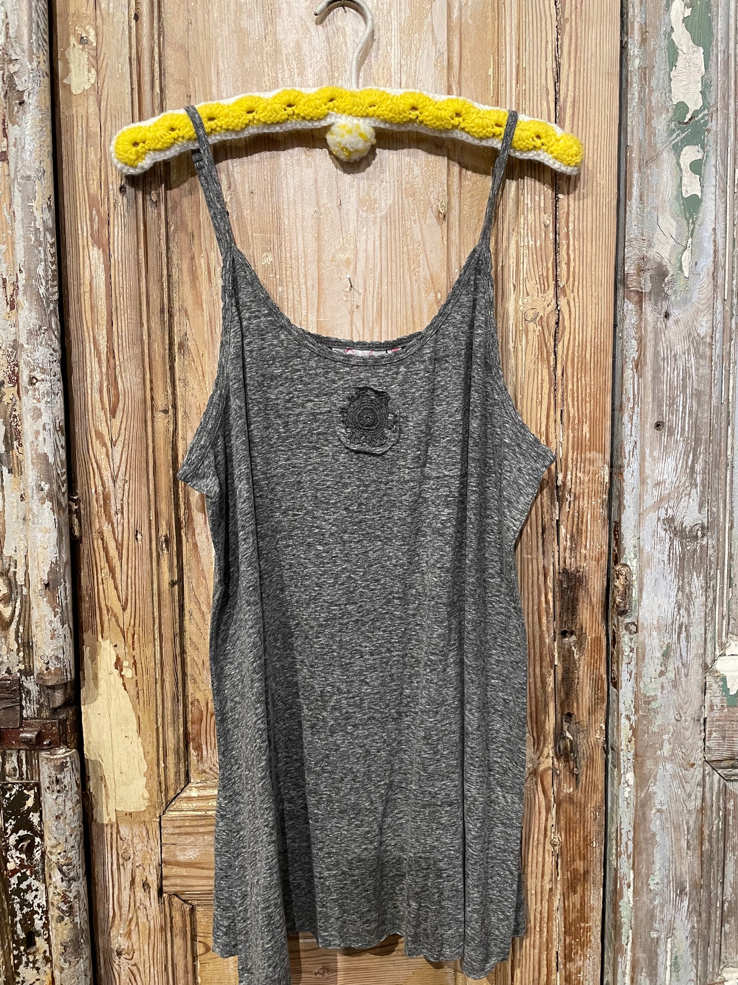 Short Cami Lace Tank