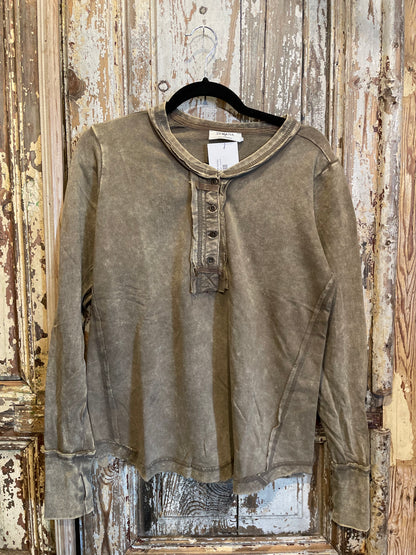 Thumb Hole Cuff Henley-9870