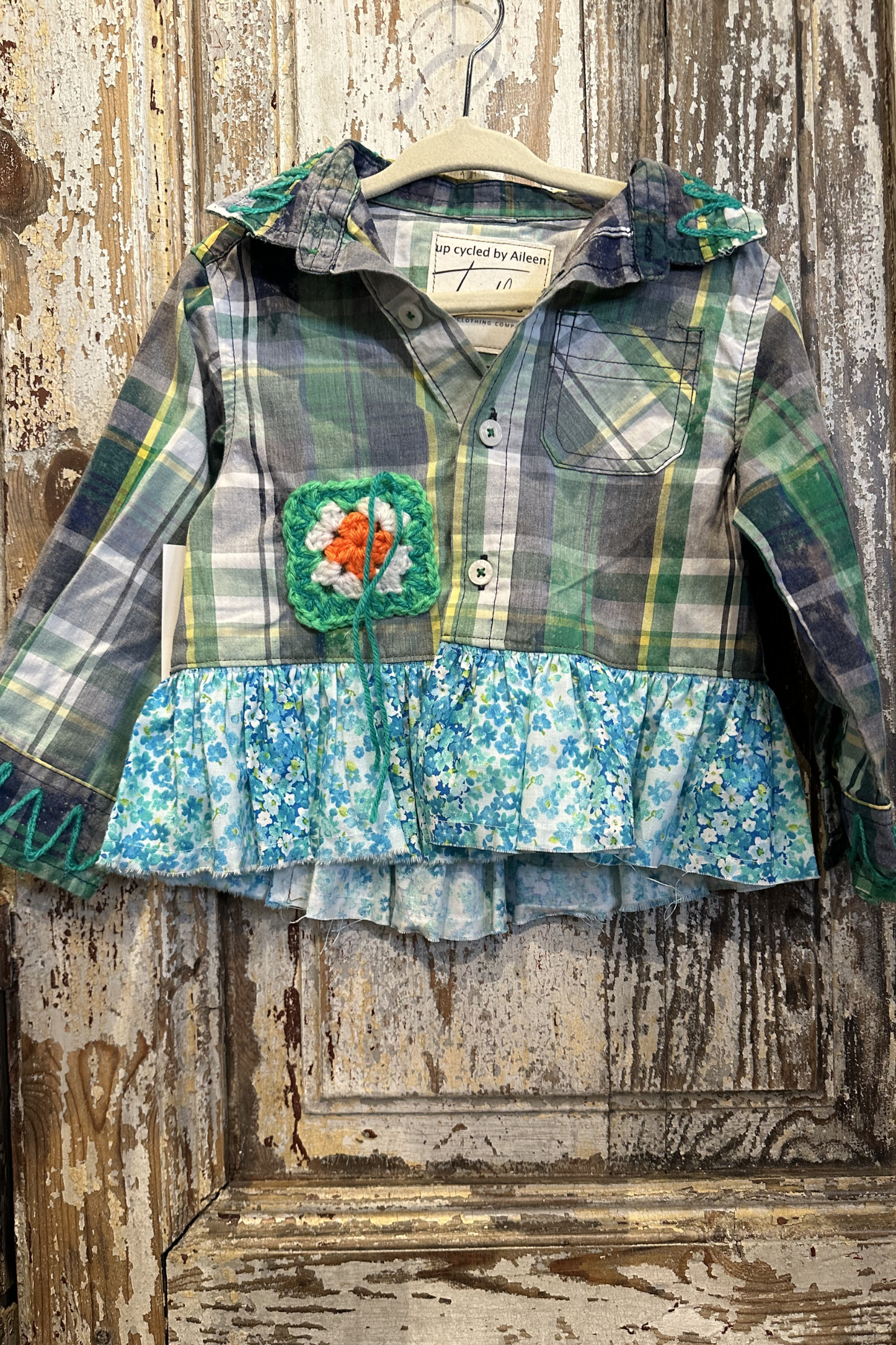 18m Ruffled Crochet Plaid