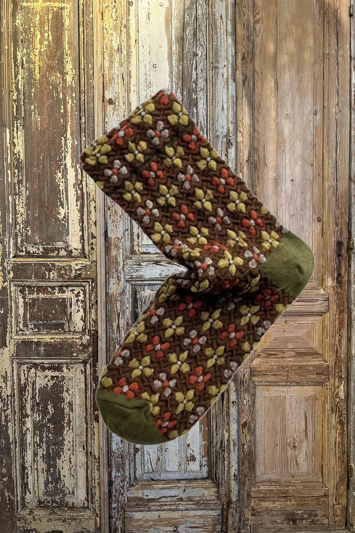 Embossed Retro Socks