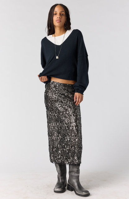 See Me V-Neck Pullover