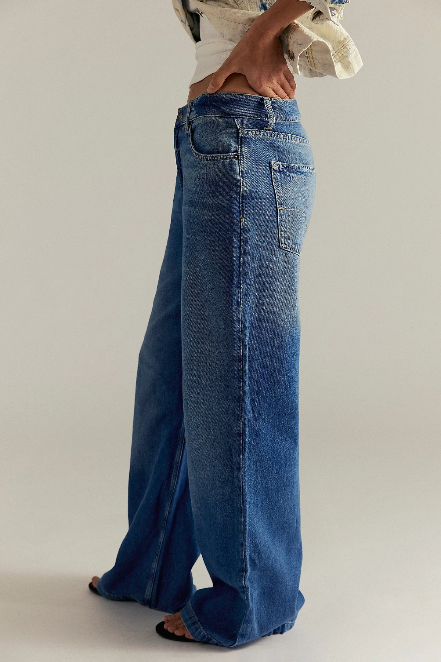 Stride Straight 'n Wide Jeans