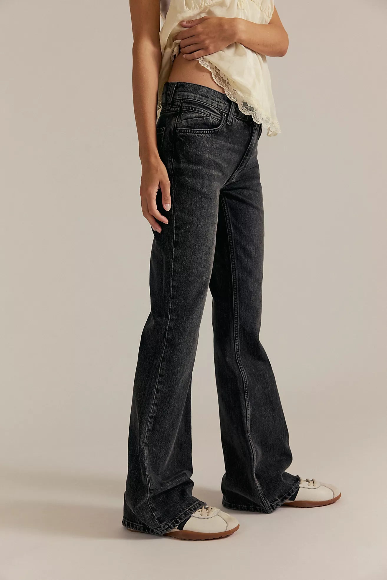 West Coast Relaxed Jeans