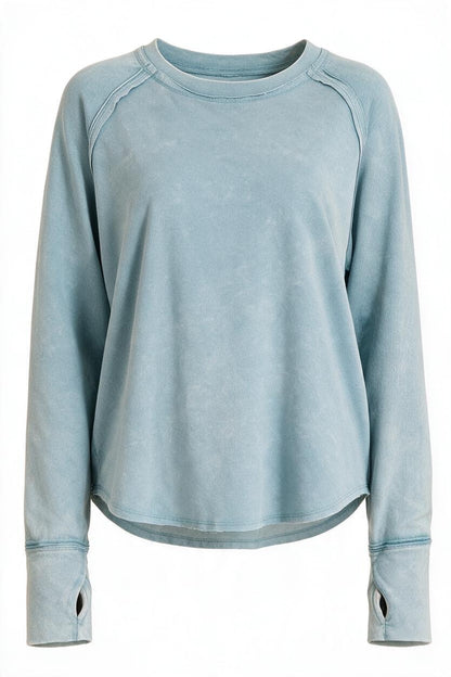 Thumbhole Scoop Top
