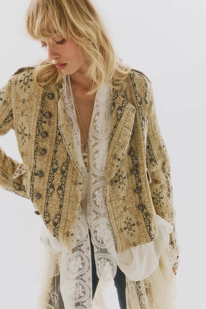 Lotty Jacquard