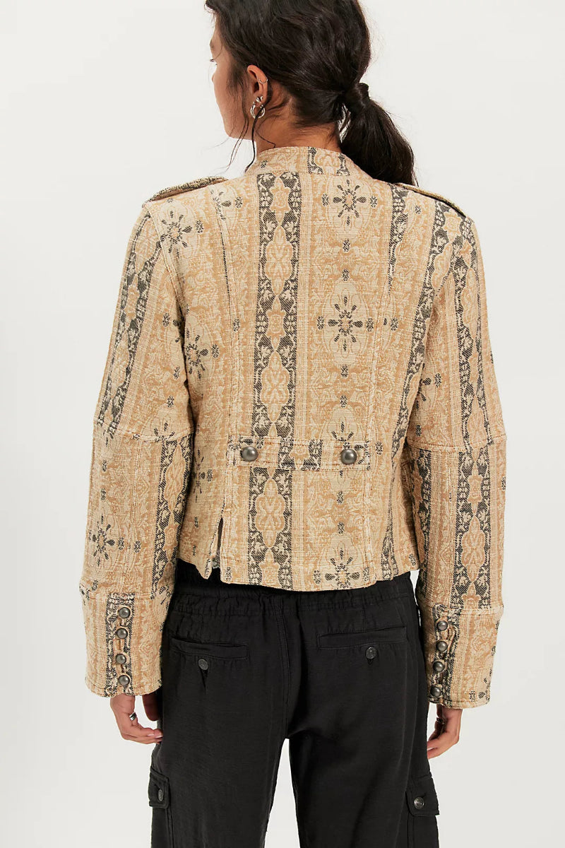 Lotty Jacquard