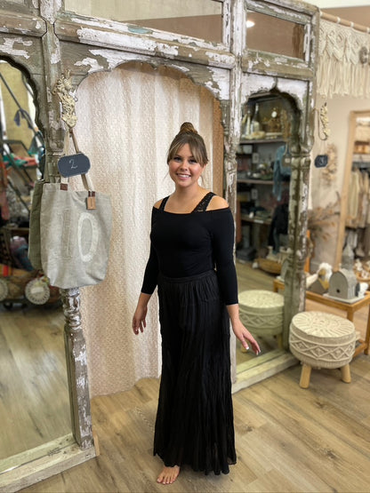 Off Shoulder Tee