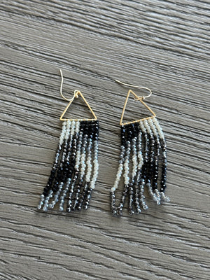 8416 Sparkly Triangle Seed Earrings