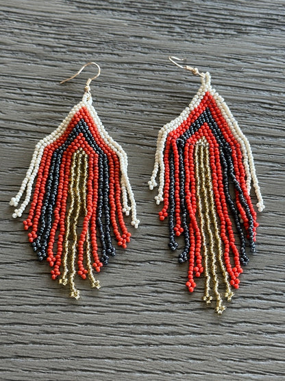8401 Triangle Seed Earrings