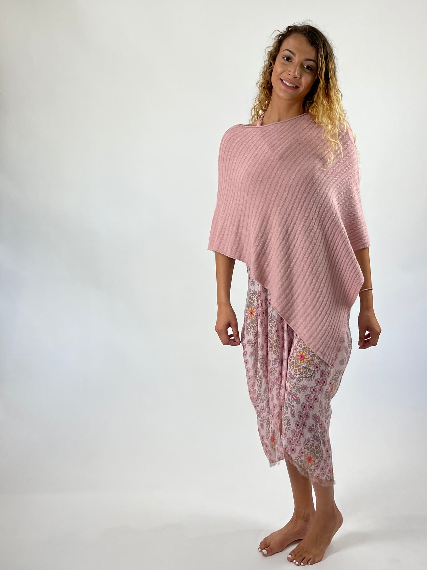 Ribbed Sweater Poncho - Neutral