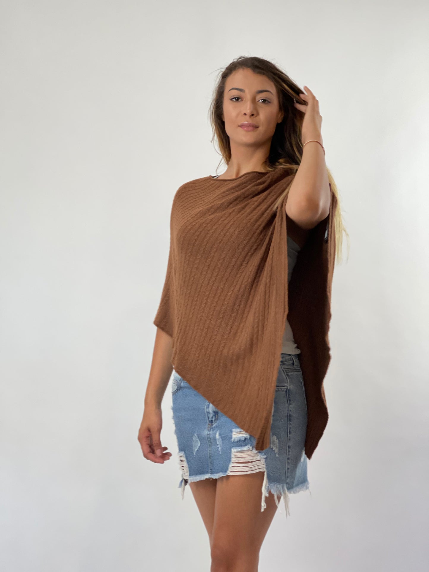 Ribbed Sweater Poncho - Neutral