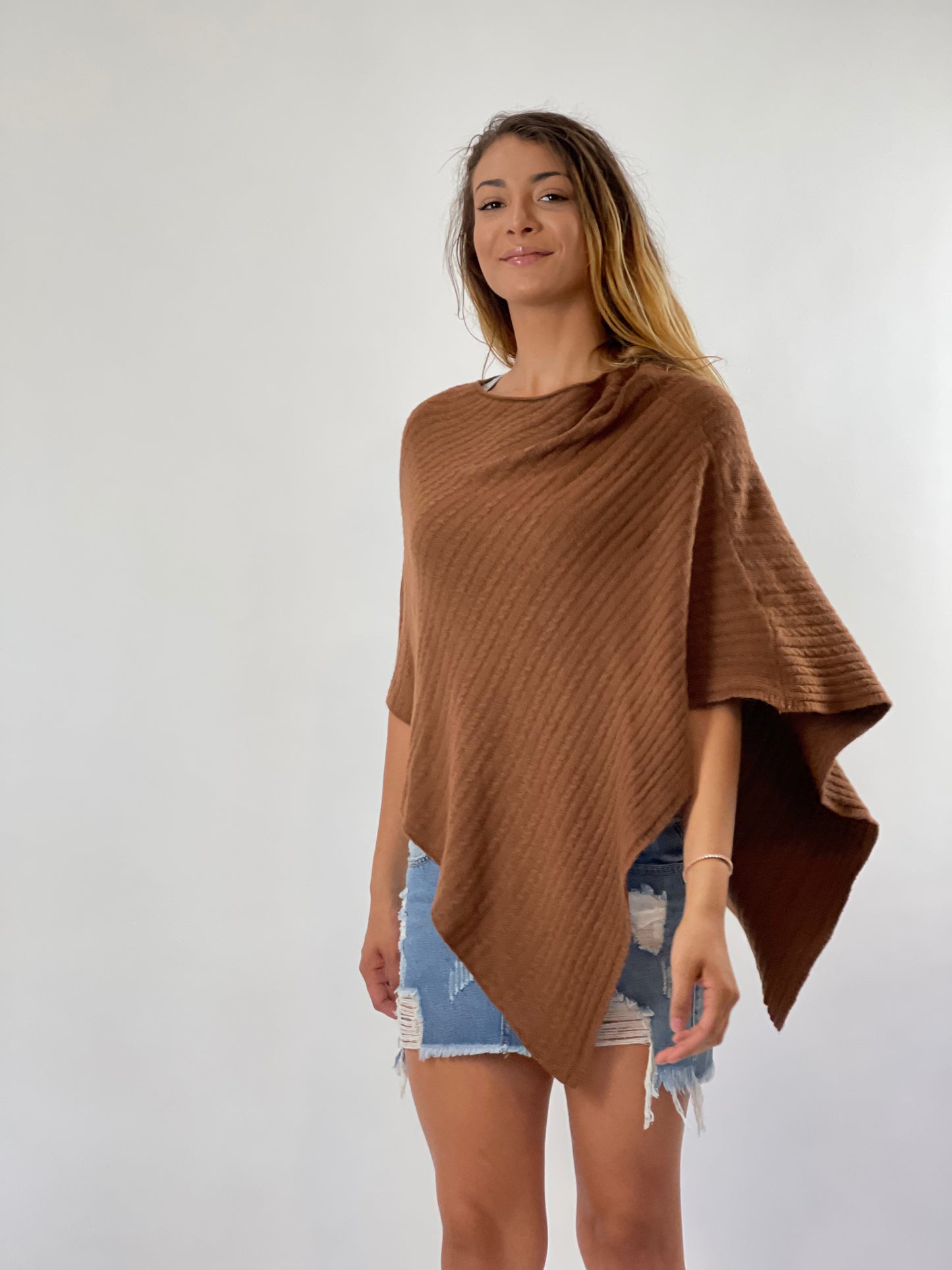 Ribbed Sweater Poncho - Neutral