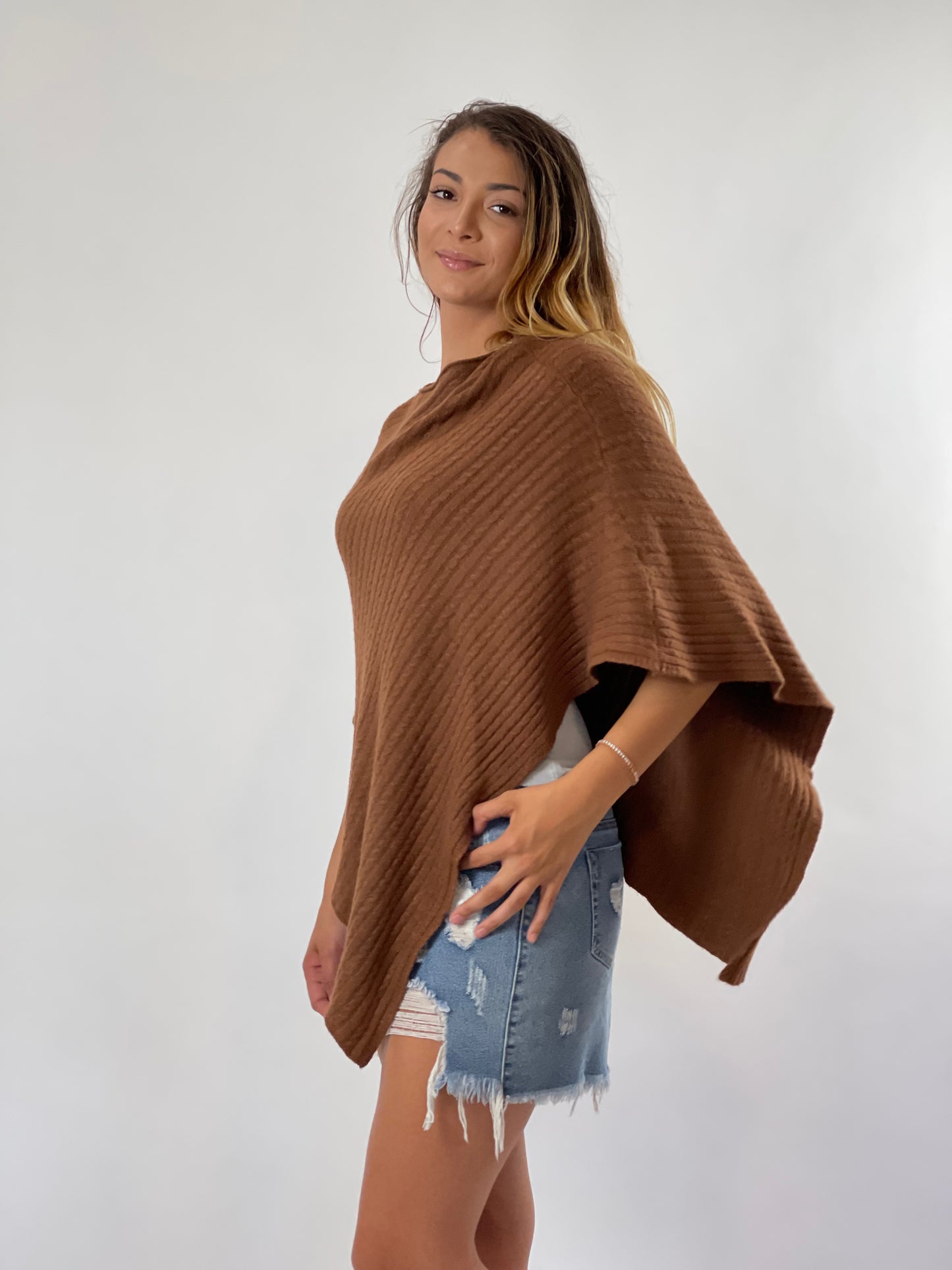 Ribbed Sweater Poncho - Neutral